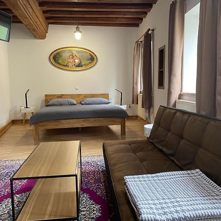 Apartment In Historic Town House กมุนเดน ภายนอก รูปภาพ
